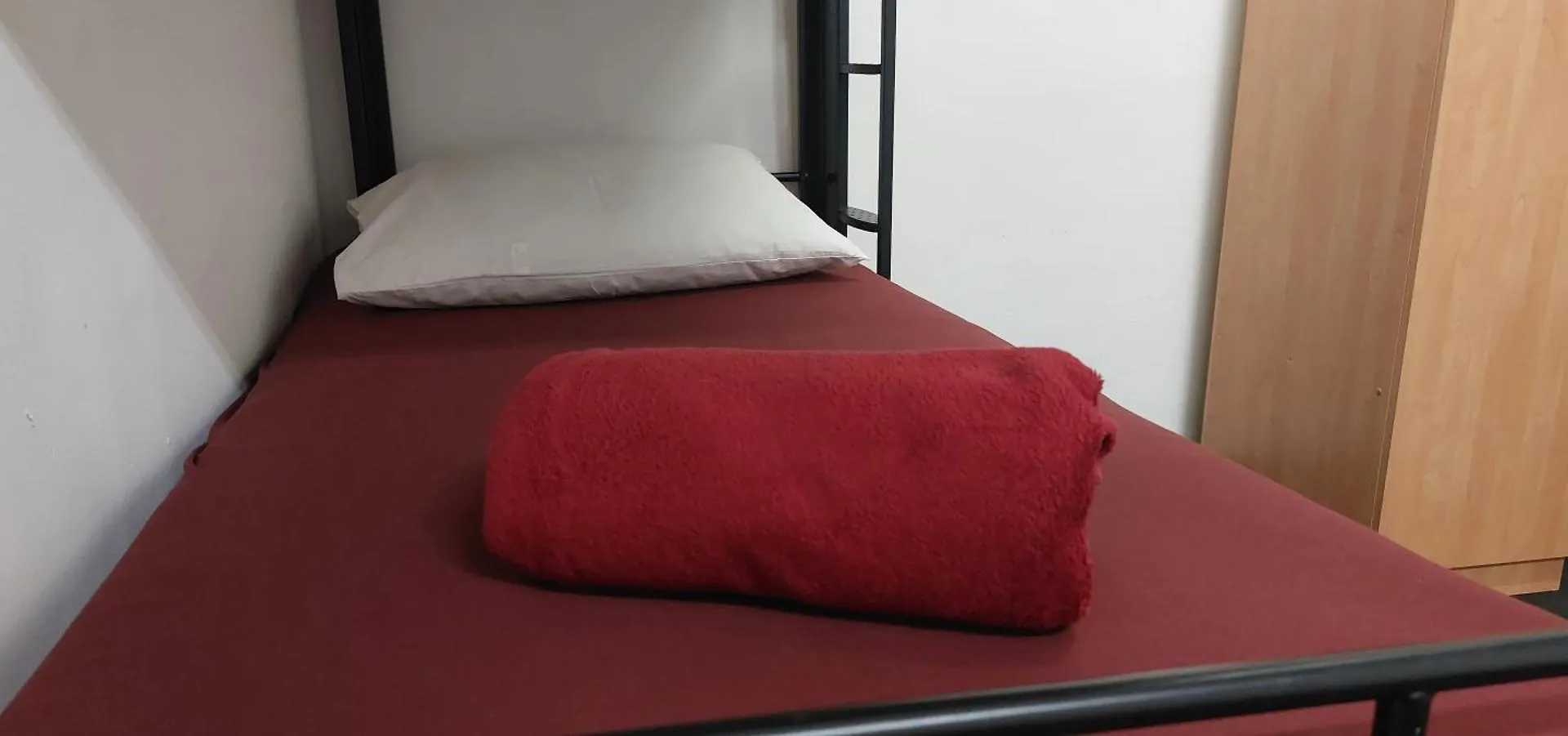 Rooms Royal سبليت 0*,